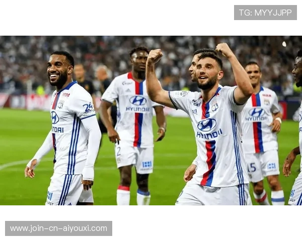 拉卡泽特门前垫射绝杀里尔，里昂3比2逆转挺进法甲积分榜前四